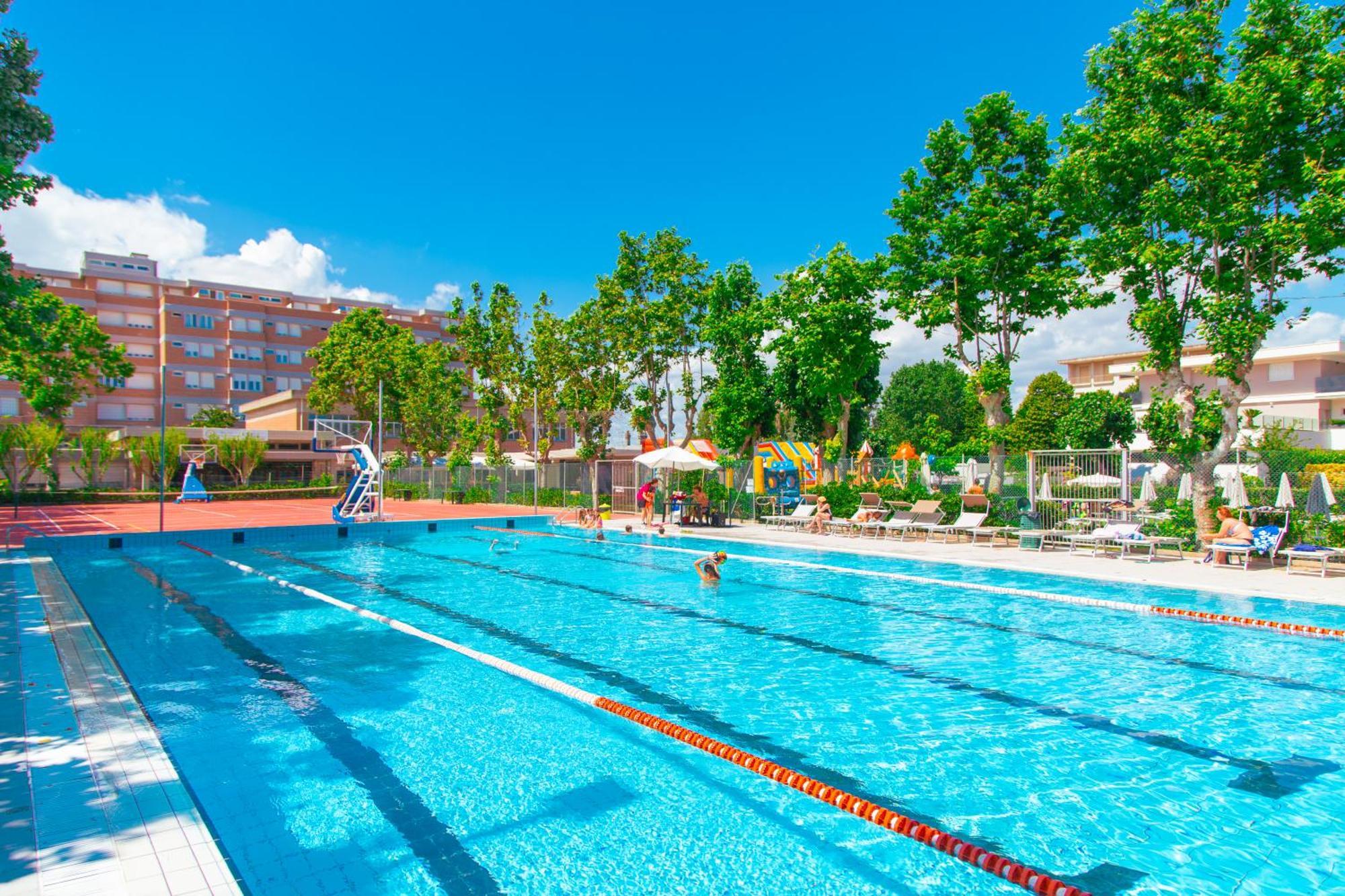 Villaggio San Pellegrino Misano Adriatico Esterno foto